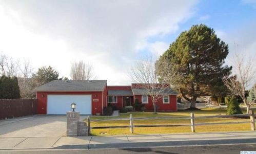 4075 Tami St, Richland, WA 99352-9642