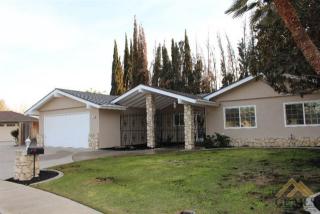 1008 Montclair St, Bakersfield, CA 93309-1761
