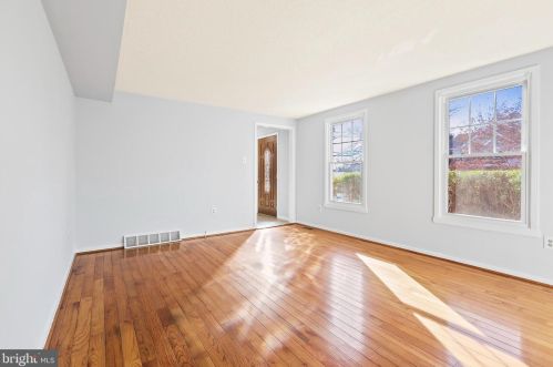 554 Hinckle Ave, Trenton NJ  08628-2805 exterior