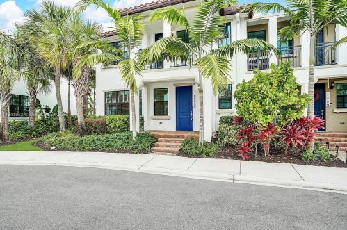 11731 13th Ct, Hollywood FL  33025-2560 exterior