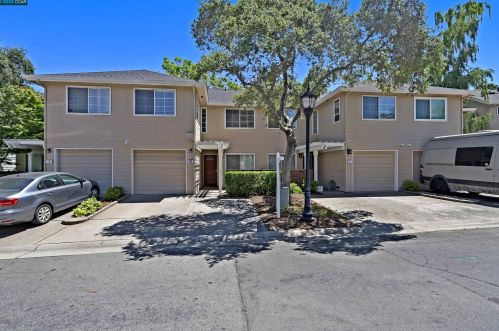 253 Hidden Creek Ct, Pacheco, CA 94553-6805