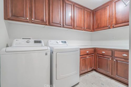 28342 Lorita Ln, Santa Clarita CA  91350-3211 exterior