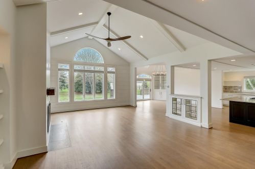 3917 Gazebo Hill Pkwy, Thiensville, WI 53092-5187
