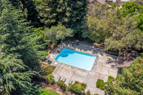 6912 Toluca Ln, Citrus Heights CA  95621-4321 exterior