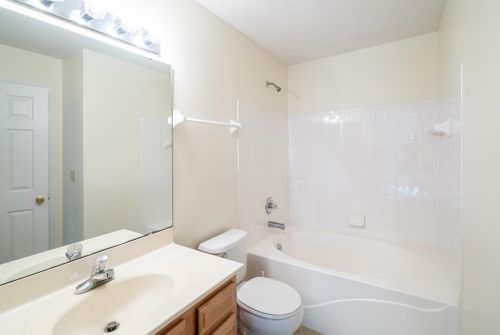 7063 Glen Kerry Ct, Florence KY  41042-3563 exterior