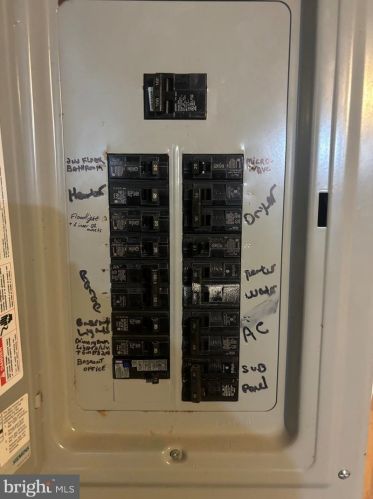 932 Davis St, West Deptford NJ  08096-5866 exterior