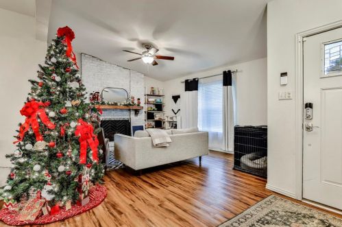 3016 Old Orchard Ln, Bedford, TX 76021-2807