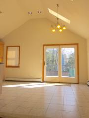 551 Manor Rd, Staten Island NY  10314-2960 exterior