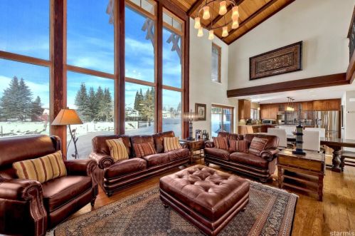 2189 Balboa Dr, South Lake Tahoe, CA 96150-6707