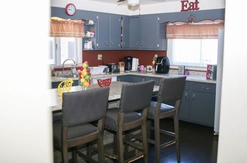 306 Washington Ave, South Connellsville PA  15425-4141 exterior