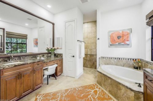 350 Gumbo Limbo Ln, Marco Island FL  34145-1865 exterior