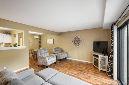 2411 Unity Ave, Minneapolis MN  55422-3449 exterior