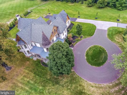 1545 Trooper Rd, Norristown, PA 19403-4622