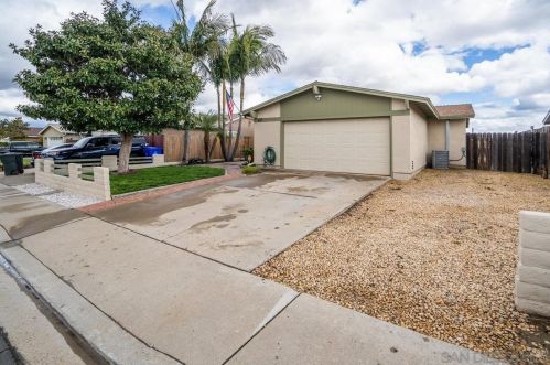 871 Worthington St, San Diego, CA 92114-5131