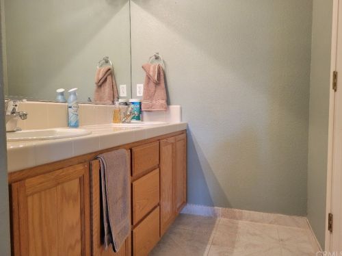 2263 Corsico Ct, Los Banos CA  93635-6411 exterior