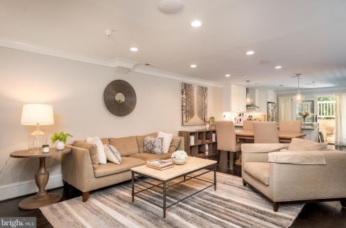 1738 Park Rd, Washington, DC 20010-2105