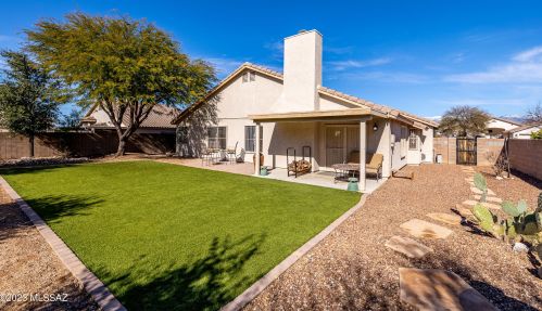 9554 Whetstone Mountain St, Tucson, AZ 85748-6627