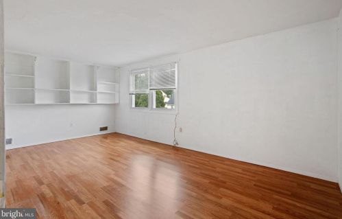 44 Middleton Ln, Willingboro NJ  08046-3148 exterior