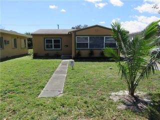 2458 Johnson St, Hollywood, FL 33020-3923