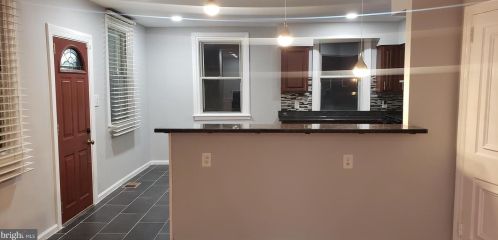 850 Longshore Ave, Philadelphia PA  19111-4423 exterior