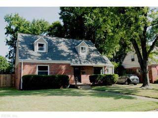 412 Bradford Ave, Norfolk, VA 23505-2204