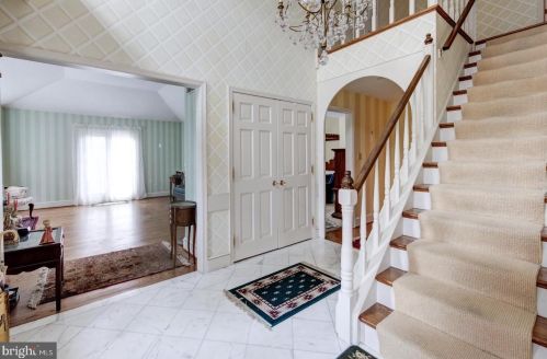 26 Manchester Ct, Berwyn PA  19312-1863 exterior