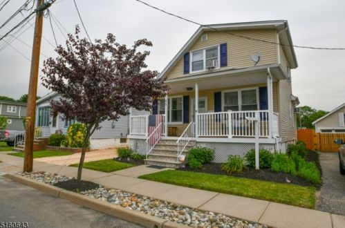 40 Zeliff Ave, West Paterson, NJ 07424-1239