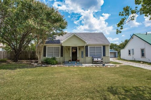 503 Pearl St, Trenton, TX 75490-2819