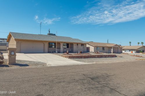 2070 Cosnina Dr, Lake Havasu City, AZ 86403-4849