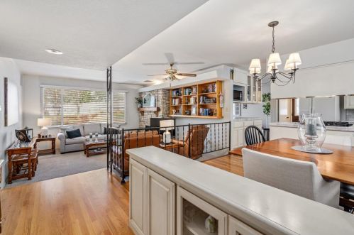 21060 Phoenix Lake Rd, Sonora, CA 95370-7531