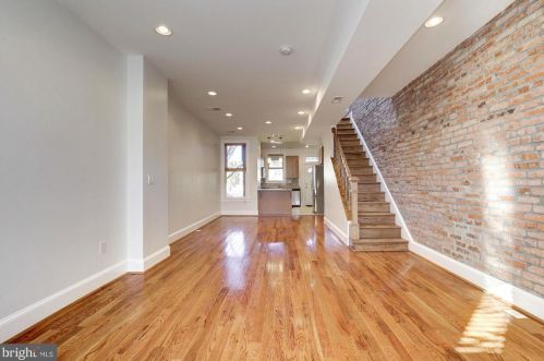 422 10th St, Washington DC  20003-2299 exterior