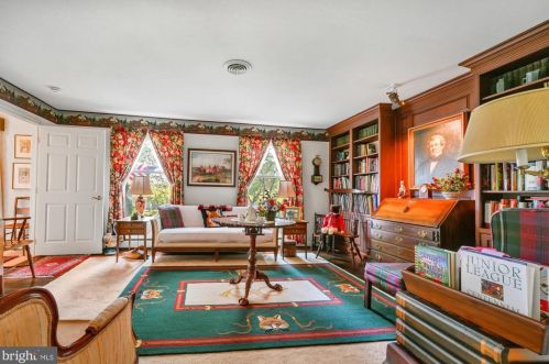 1743 Tall Oaks Rd, Molino PA  17961-9502 exterior