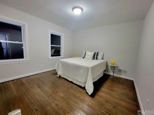 714 Raritan Ave, Perth Amboy NJ  08861-2420 exterior