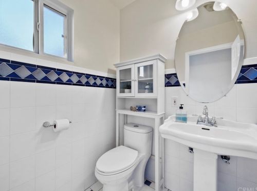 707 Miramar Dr, Fullerton CA 92831-1929 exterior