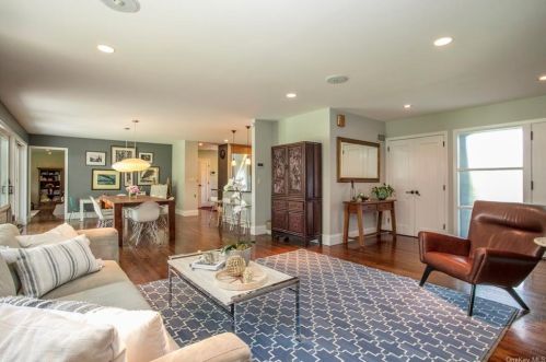30 Alfred Ln, New Rochelle, NY 10804-3002