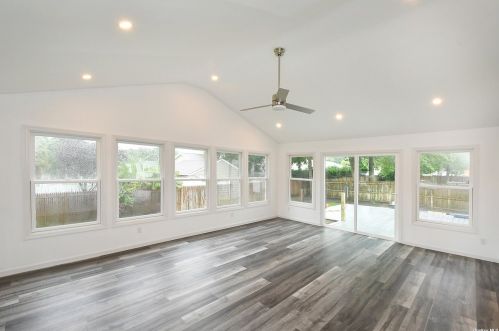 111 9th Ave, Holtsville NY  11742-2336 exterior