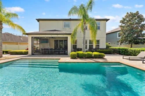 1669 Feather Grass Loop, Lutz FL  33558-2802 exterior