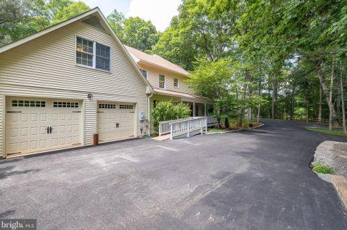 7748 Waterford Dr, Spotsylvania VA  22551-2200 exterior