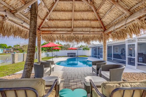 9910 Dogwood Ave, West Palm Beach, FL 33410-4764