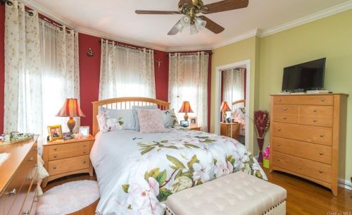 5 Todd Pl, Crotonville NY  10562-3424 exterior