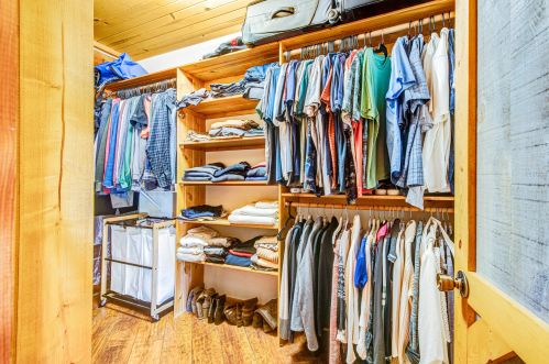 2717 Beaumont Ave, Waterford WI  53185-4933 exterior