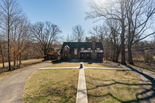 2945 Wildrose St, Covington, KY 41017-2405