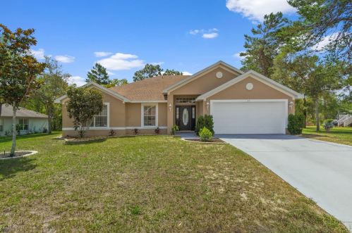 11 Vinca St, Homosassa, FL 34446-5720