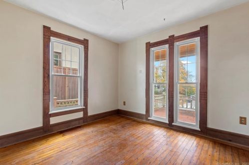 77 Vauxhall St, United States Coast Guard Ac CT  06320-5333 exterior