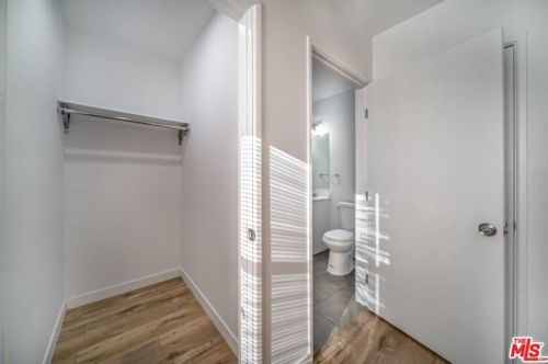 44643 Date Ave, Lancaster CA 93534-3101 exterior