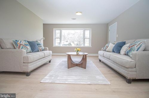 7834 Brompton St, Springfield VA  22152-1956 exterior