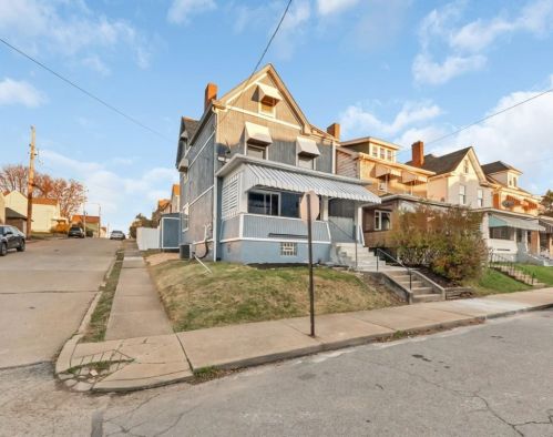 1401 Maple St, Mckeesport, PA 15132-5224