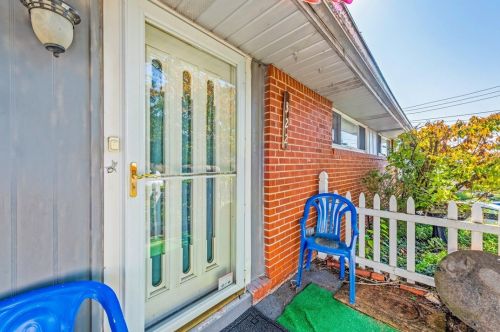 322 Princeton Dr, Pittsburgh, PA 15235-4838