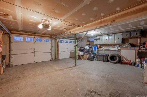 107 Barnes Rd, Washingtonville NY  10992-1933 exterior