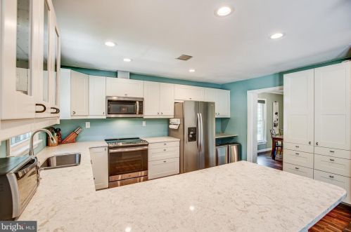 321 Cannon Cir, Fredericksburg, VA 22401-2102